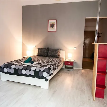 Cismigiu Garden Studio Appartement *