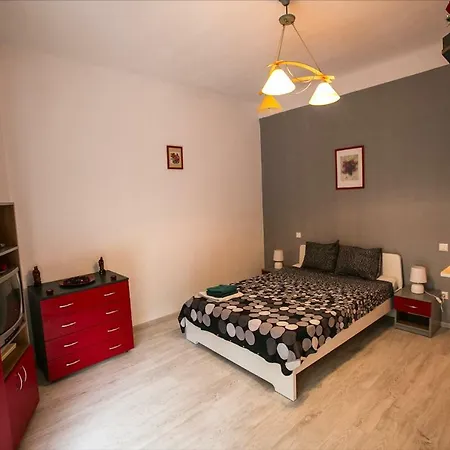 Cismigiu Garden Studio Appartement *